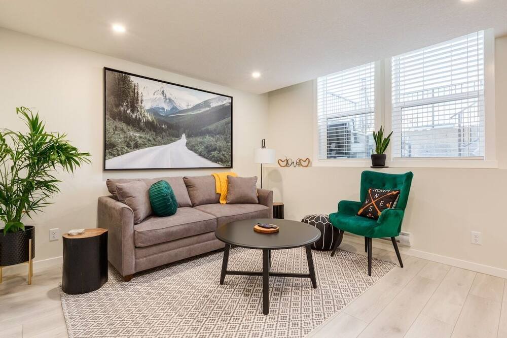 Photo of Livingroom in Cranston