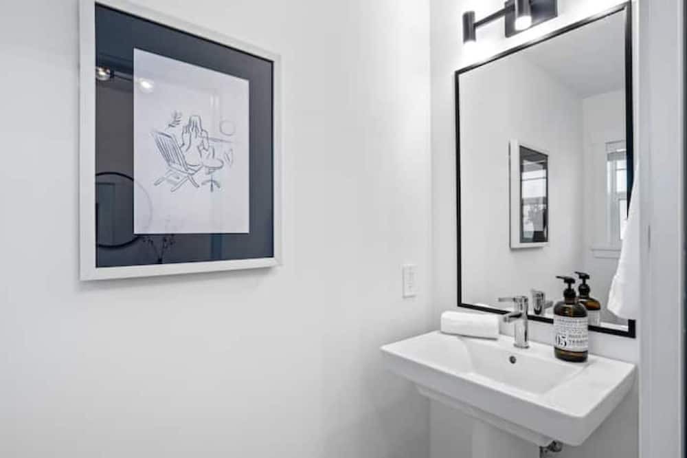 Photo of Bathroom in Langford