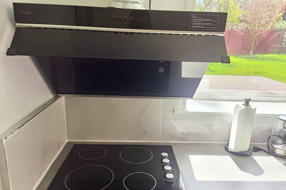 Photo of Kitchen in South Surrey