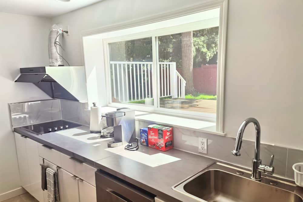 Photo of Kitchen in South Surrey