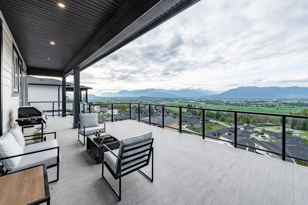 Photo of Outdoor in Eastern Hillsides