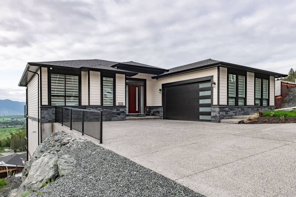 Photo of Outdoor in Eastern Hillsides