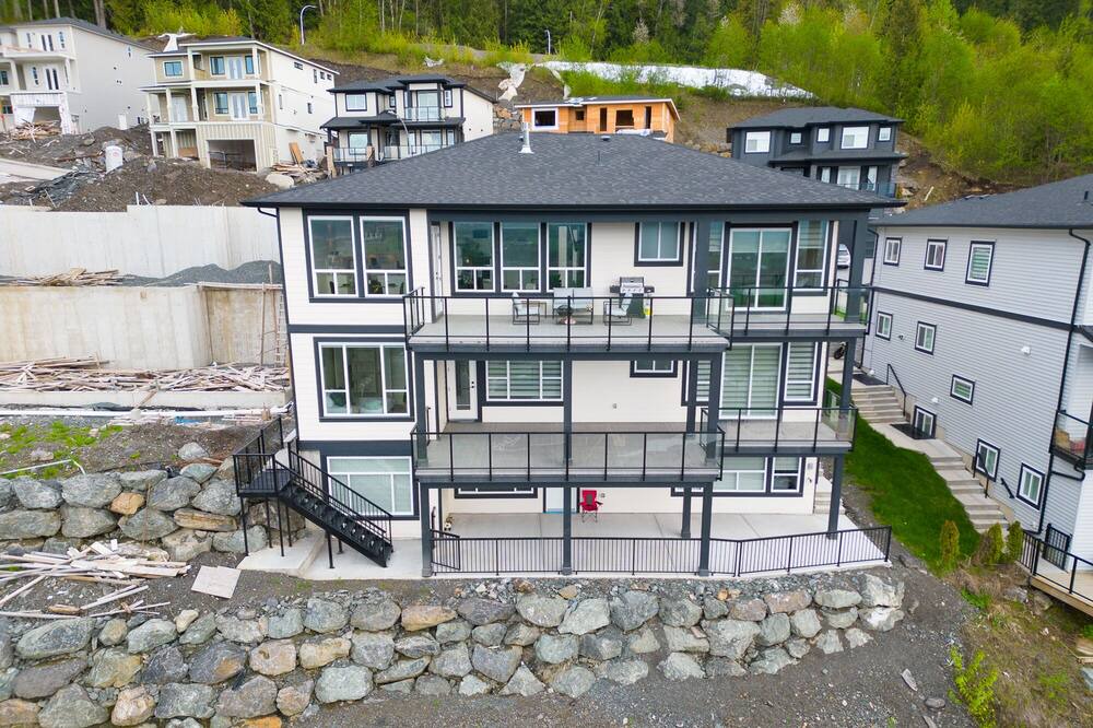 Photo of Outdoor in Eastern Hillsides