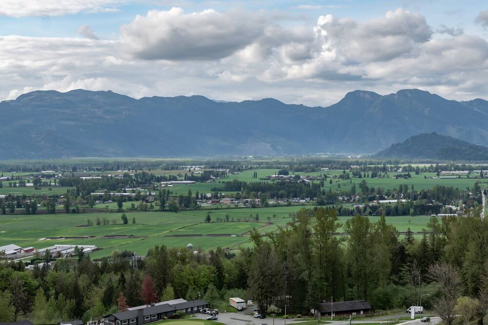 Photo of Outdoor in Eastern Hillsides