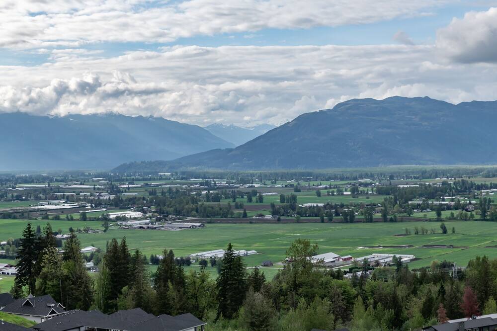 Photo of Others in Eastern Hillsides