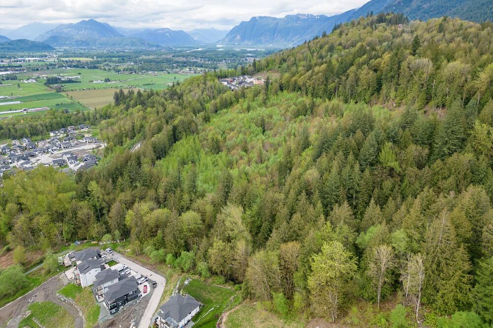 Photo of Outdoor in Eastern Hillsides