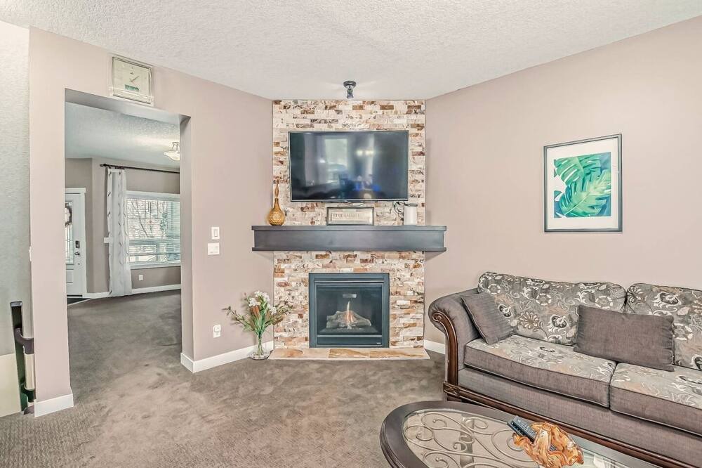 Photo of Livingroom in Panorama Hills