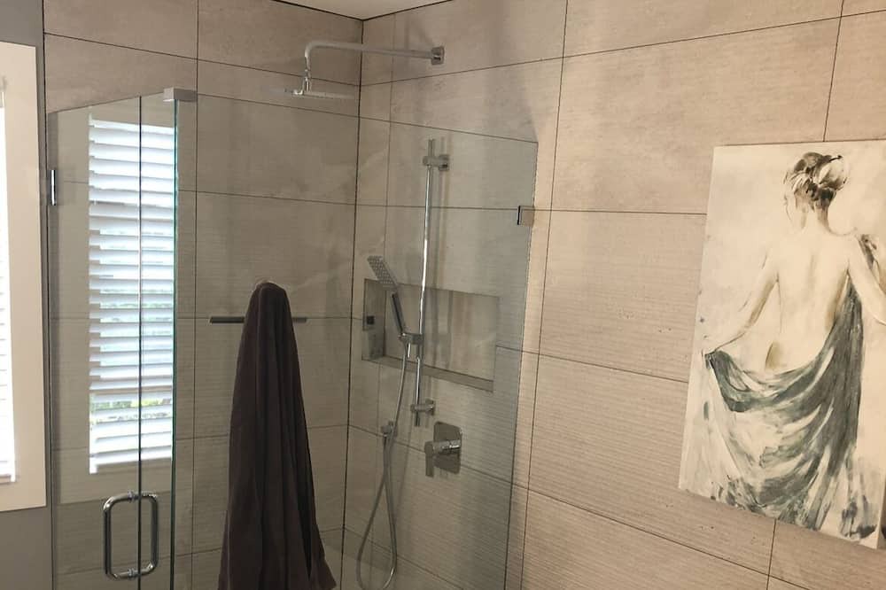 Photo of Bathroom in West Kelowna Estates
