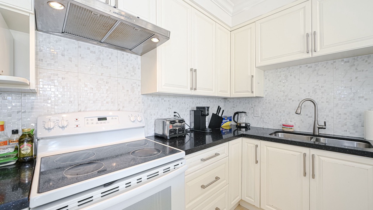 Photo of Kitchen in Hollyburn