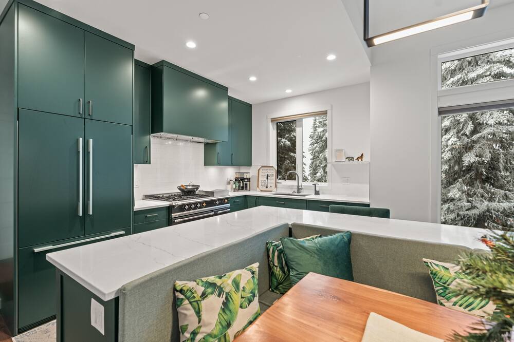Photo of Kitchen in Silver Star Mountain