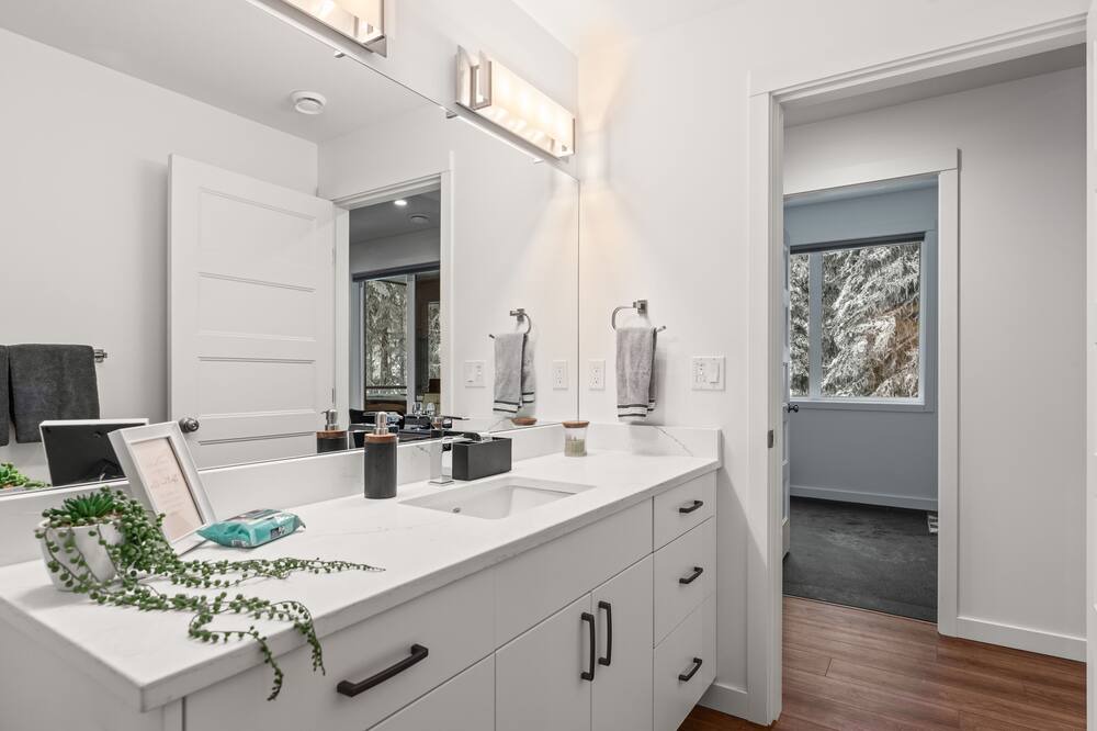 Photo of Kitchen in Silver Star Mountain