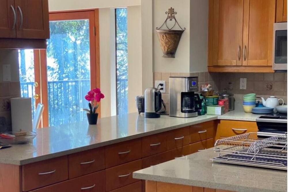 Photo of Kitchen in Lions Bay