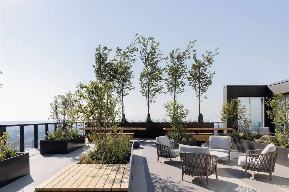 Photo of Outdoor in Renfrew-Collingwood