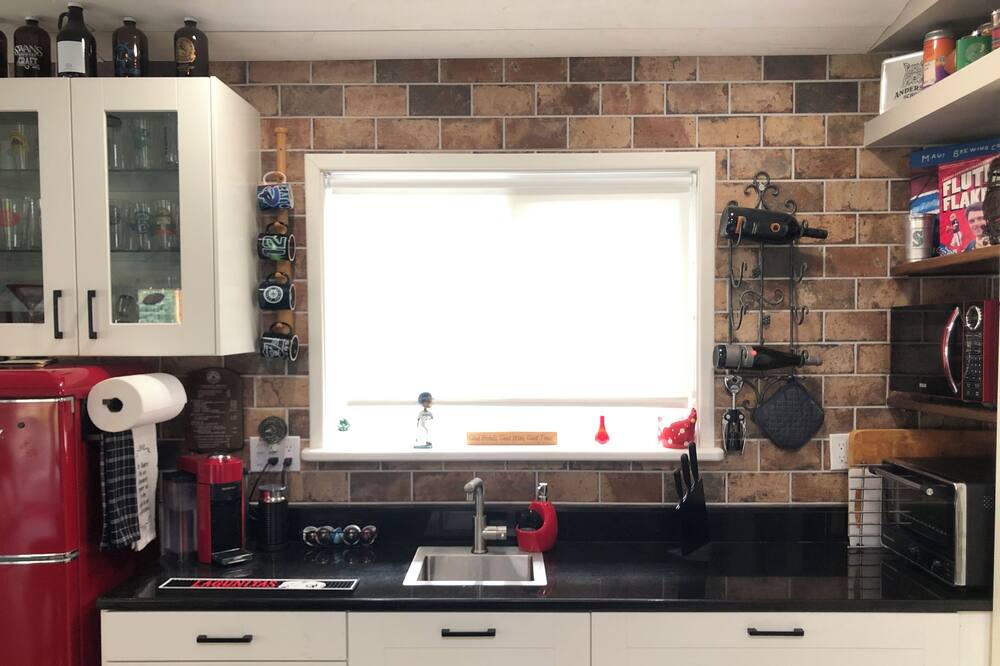 Photo of Kitchen in Halfmoon Bay