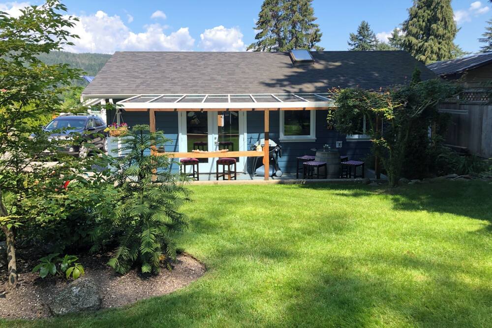 Photo of Outdoor in Halfmoon Bay