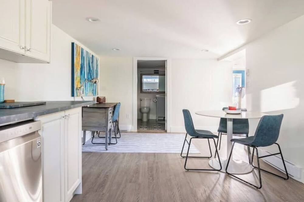 Photo of Kitchen in Saanich West
