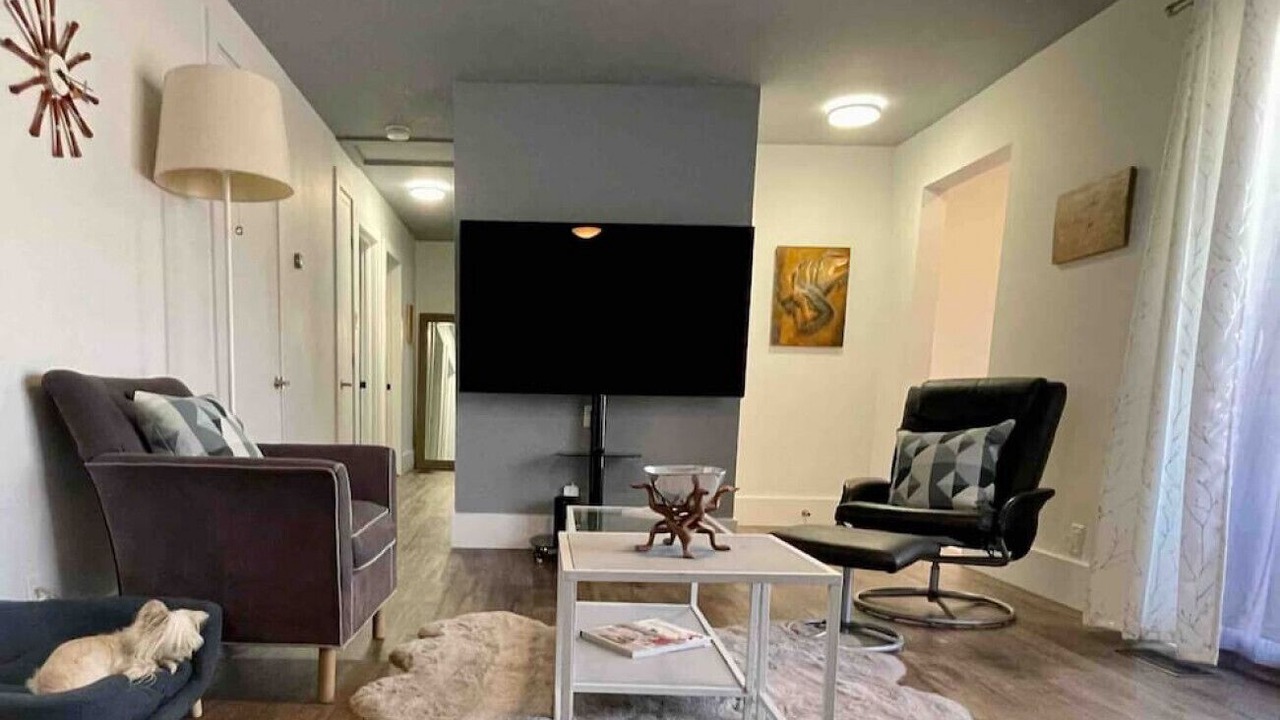 Photo of Livingroom in Prince Edward