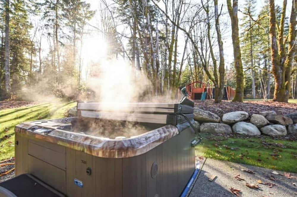 Photo of Outdoor in Courtenay