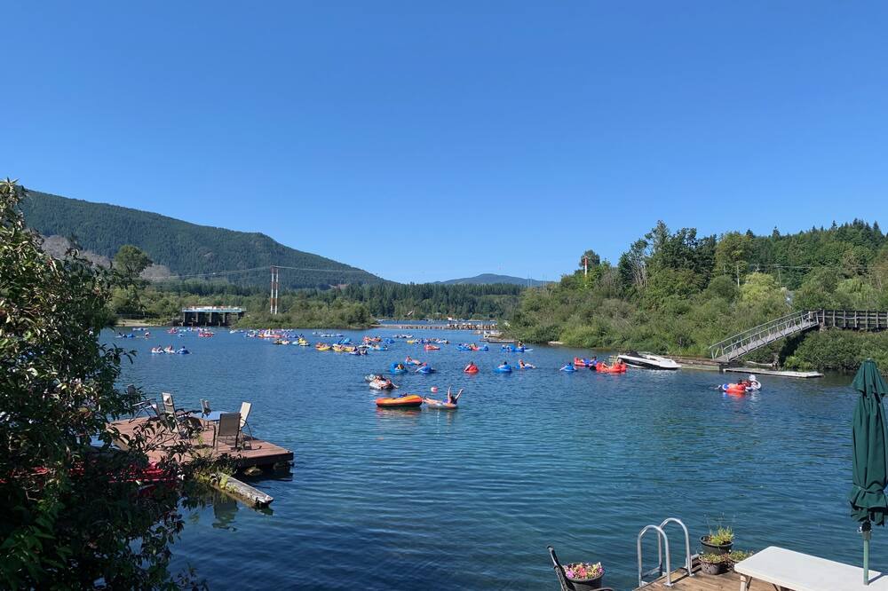 Photo of Others in Lake Cowichan
