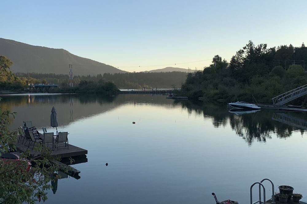 Photo of Outdoor in Lake Cowichan