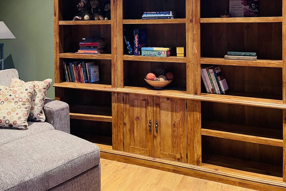Photo of Livingroom in Lake Cowichan