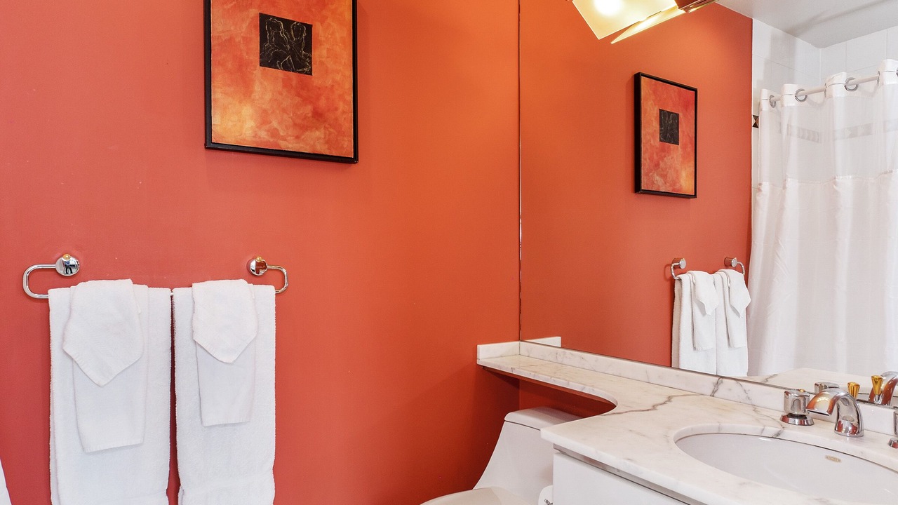 Photo of Bathroom in Coal Harbour