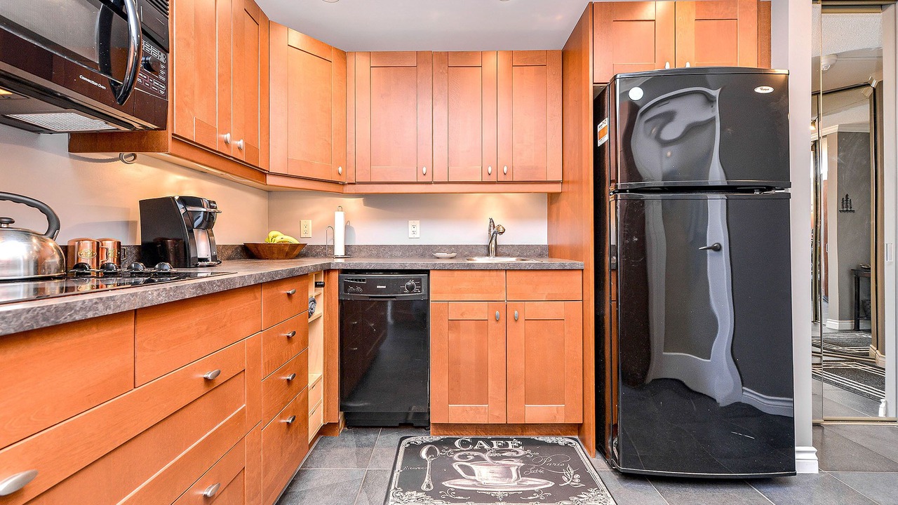 Photo of Kitchen in James Bay