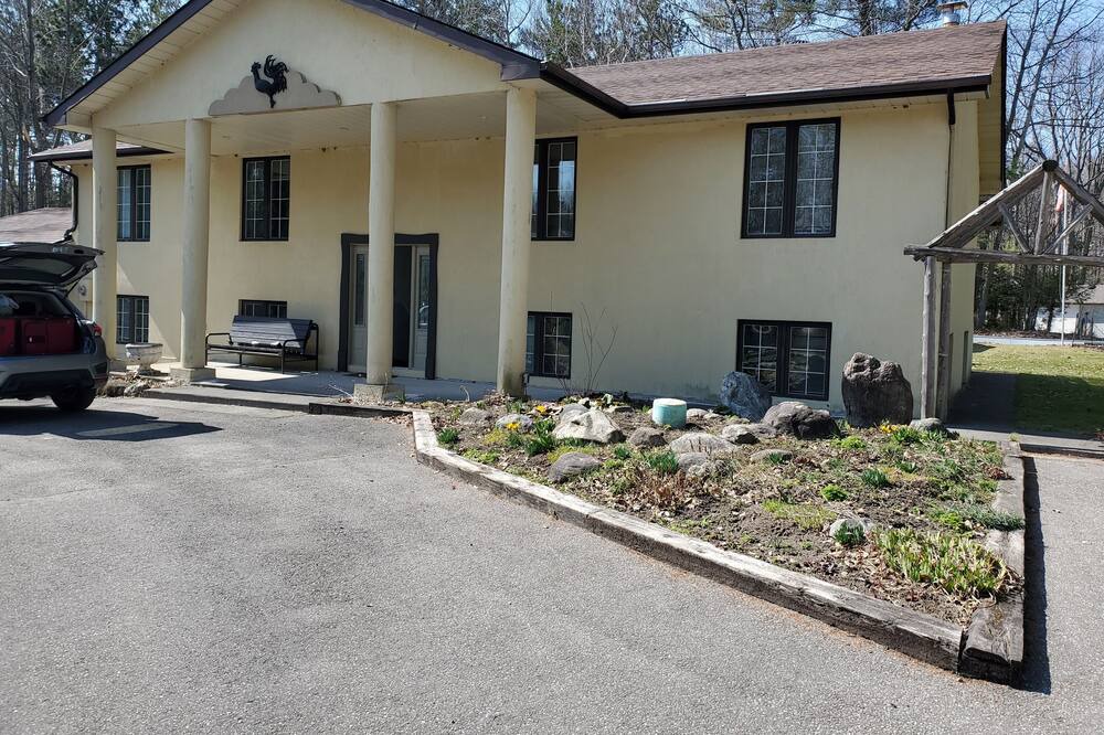 Photo of Outdoor in Tiny