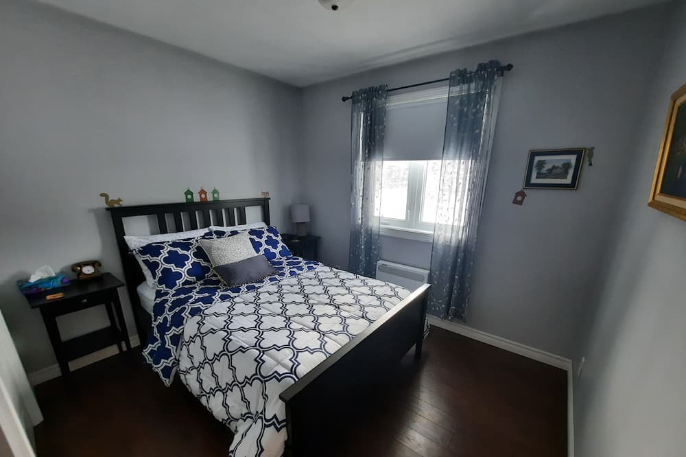 Photo of Bedroom in Sainte-Emelie
