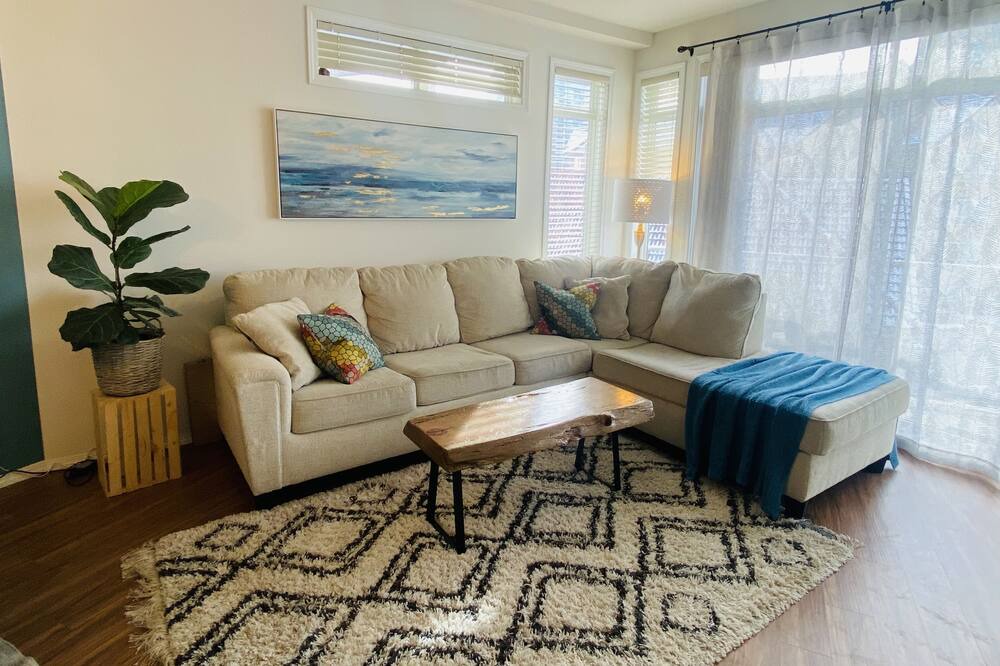 Photo of Livingroom in Central Okanagan