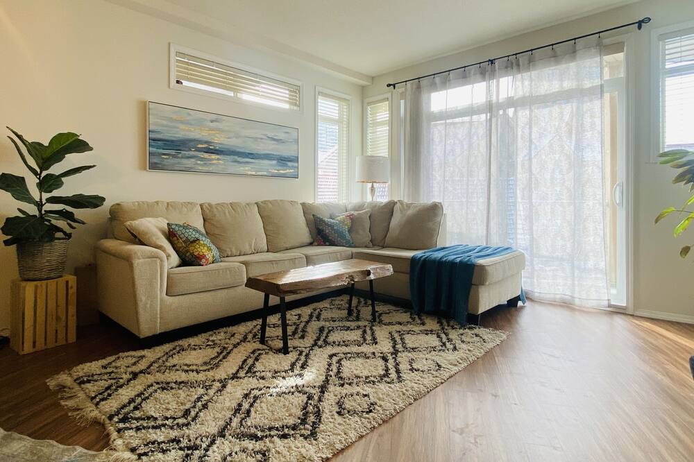 Photo of Livingroom in Central Okanagan