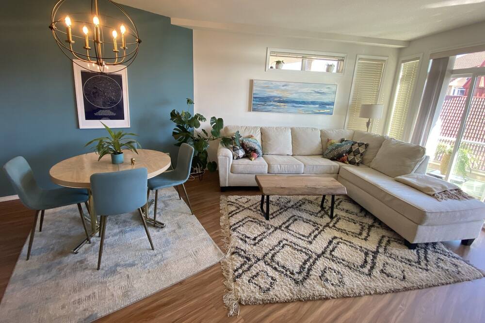 Photo of Livingroom in Central Okanagan