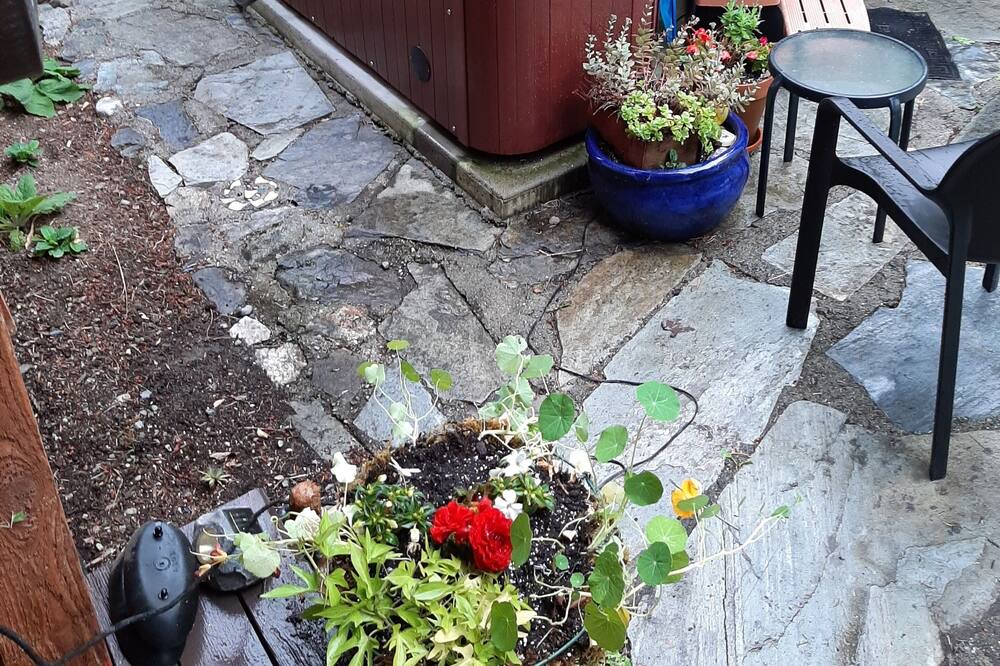 Photo of Patio Balcony in Metchosin