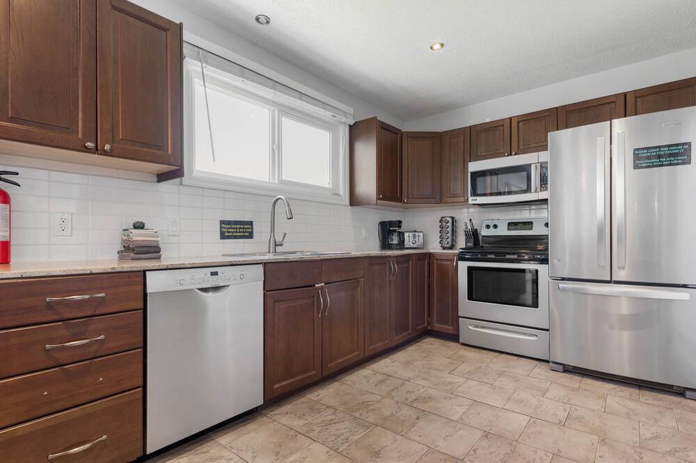 Photo of Kitchen in Lindell Beach