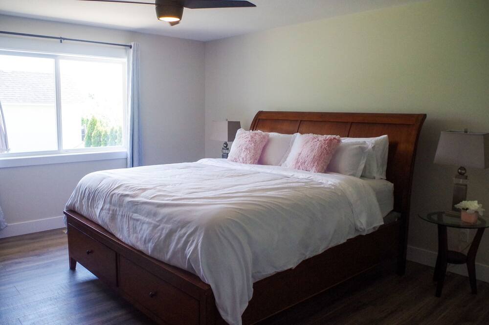 Photo of Bedroom in Southeast Kelowna