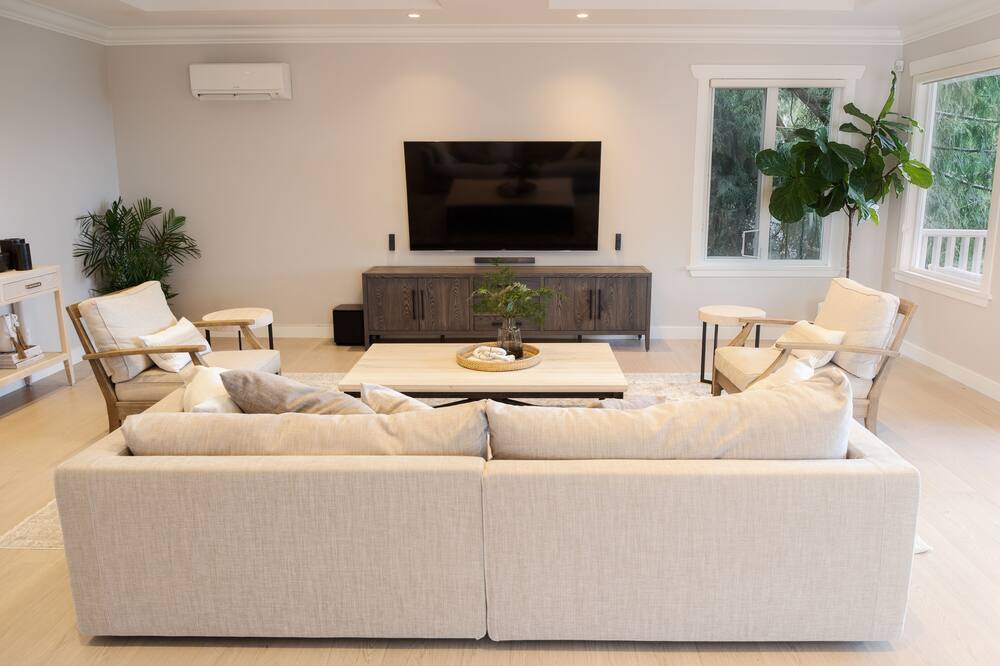 Photo of Livingroom in Lions Bay