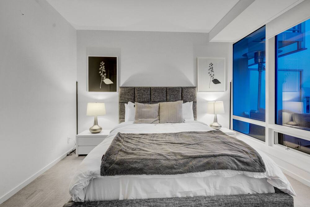 Photo of Bedroom in Coal Harbour