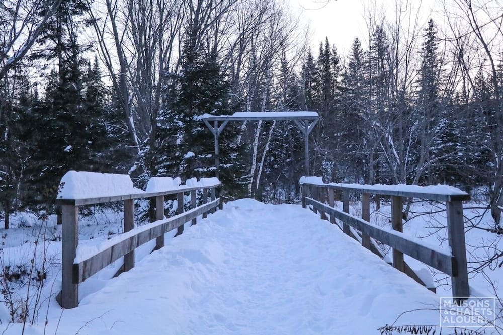Photo of Outdoor in Sainte-Emelie