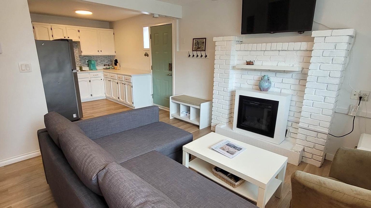 Photo of Livingroom in Saanichton