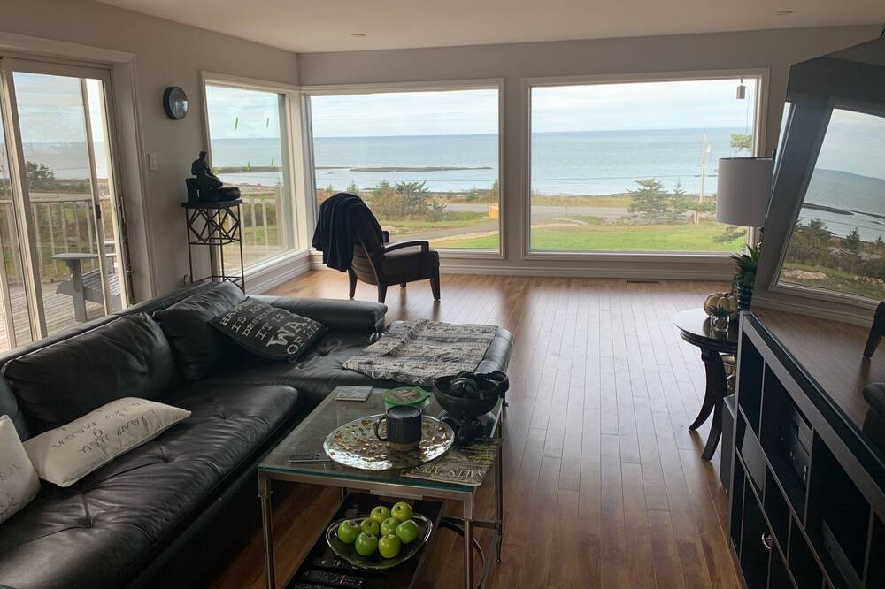 Photo of Livingroom in Middleton