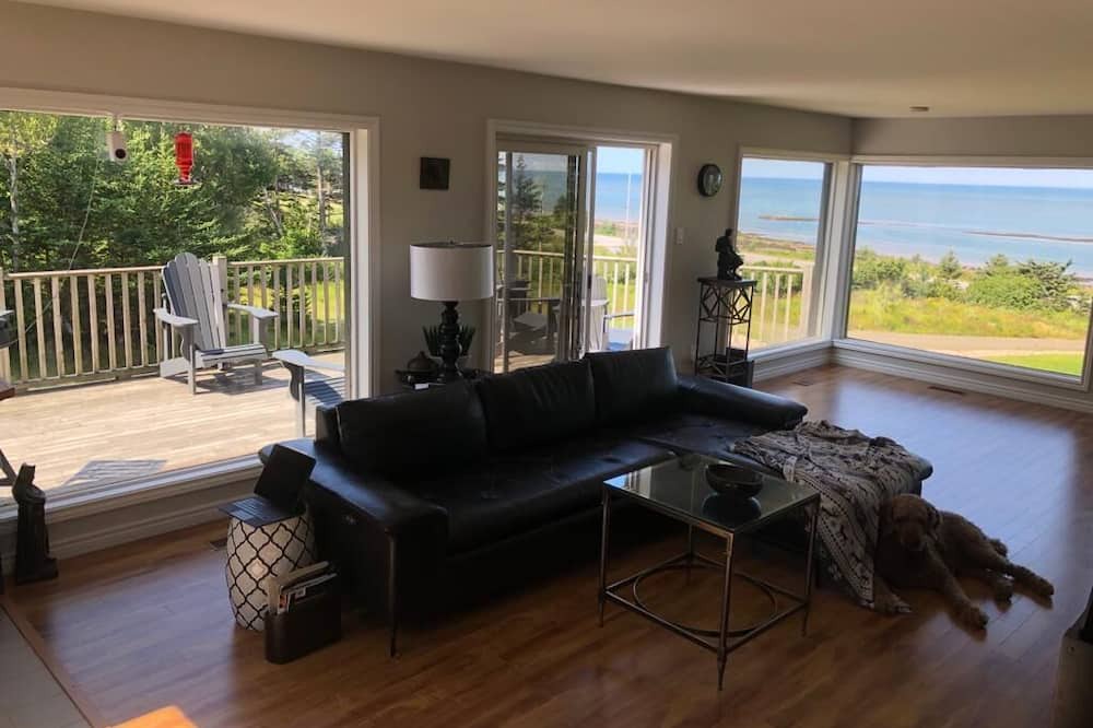 Photo of Livingroom in Middleton