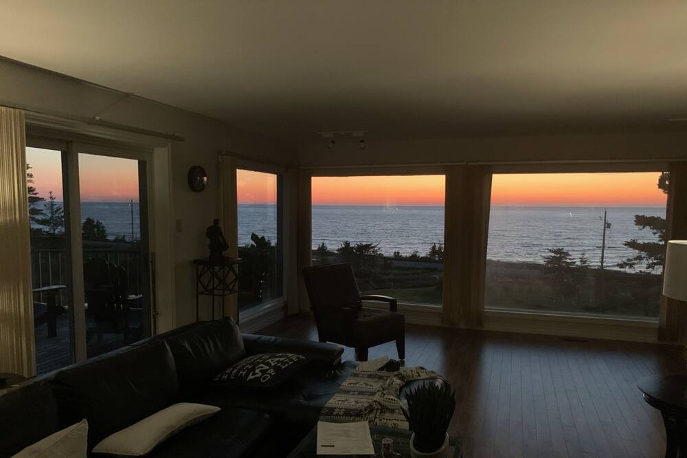 Photo of Livingroom in Middleton