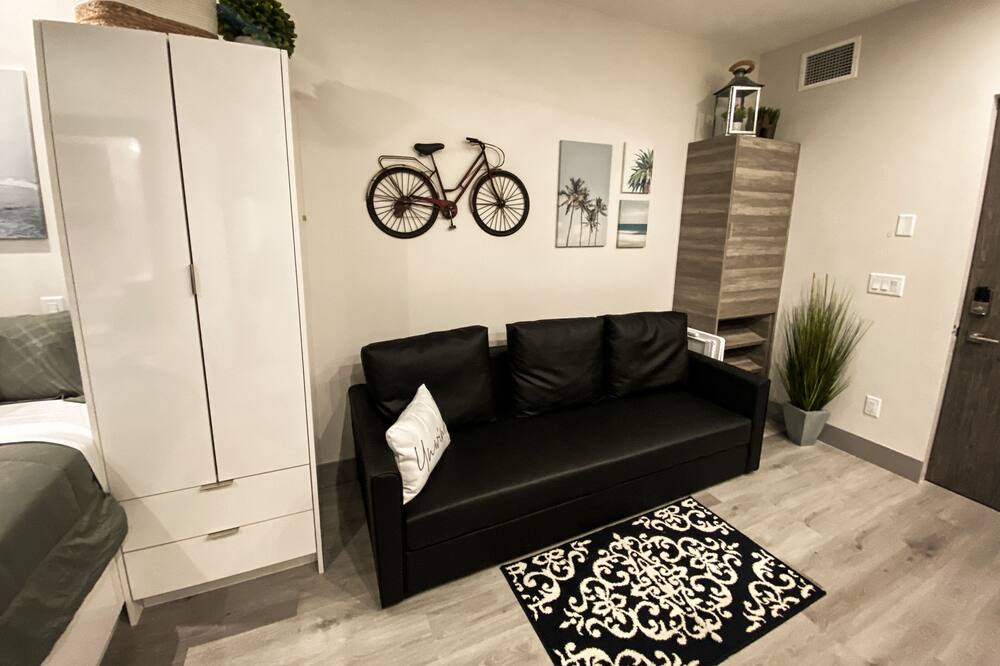 Photo of Livingroom in Vernon