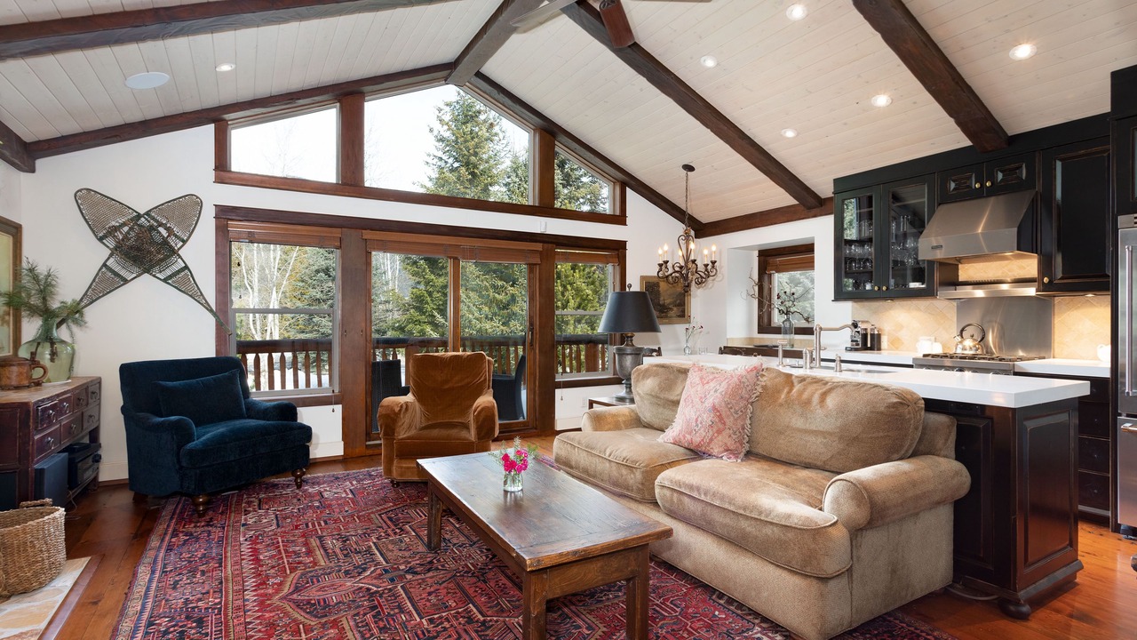 Photo of Livingroom in Nicklaus North