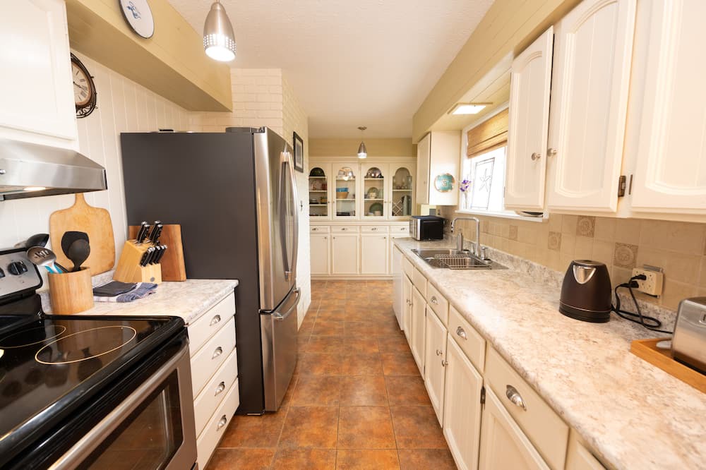Photo of Kitchen in Campbell River