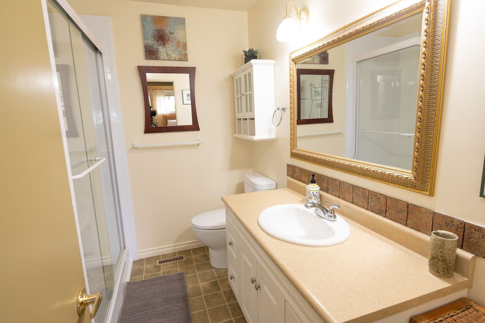 Photo of Bathroom in Campbell River
