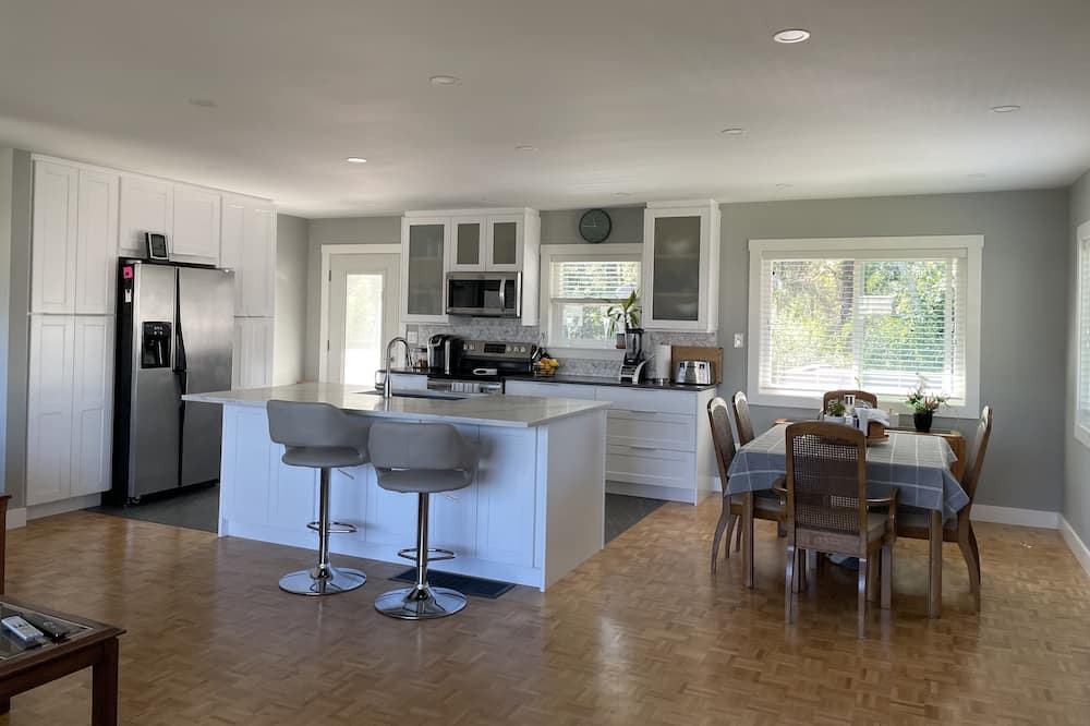 Photo of Kitchen in Duncan