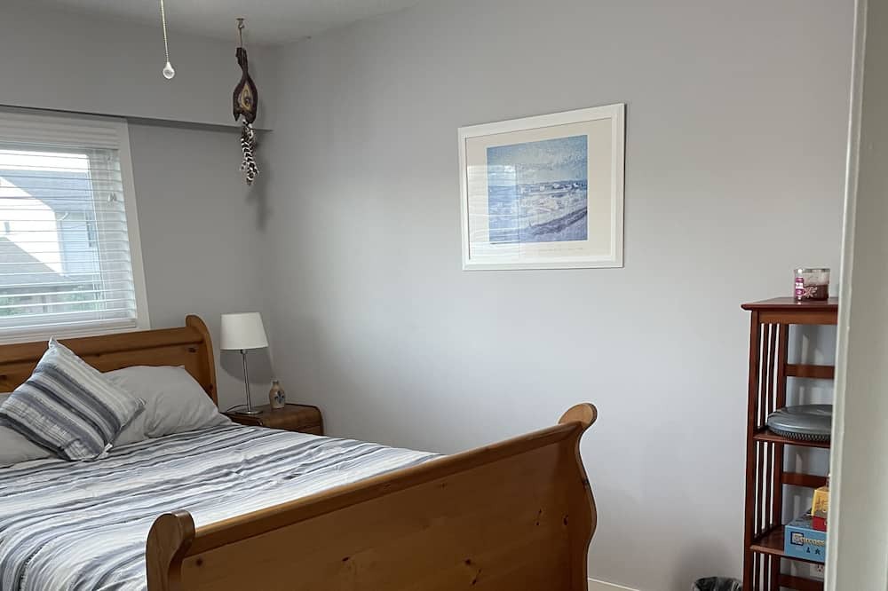 Photo of Bedroom in Duncan