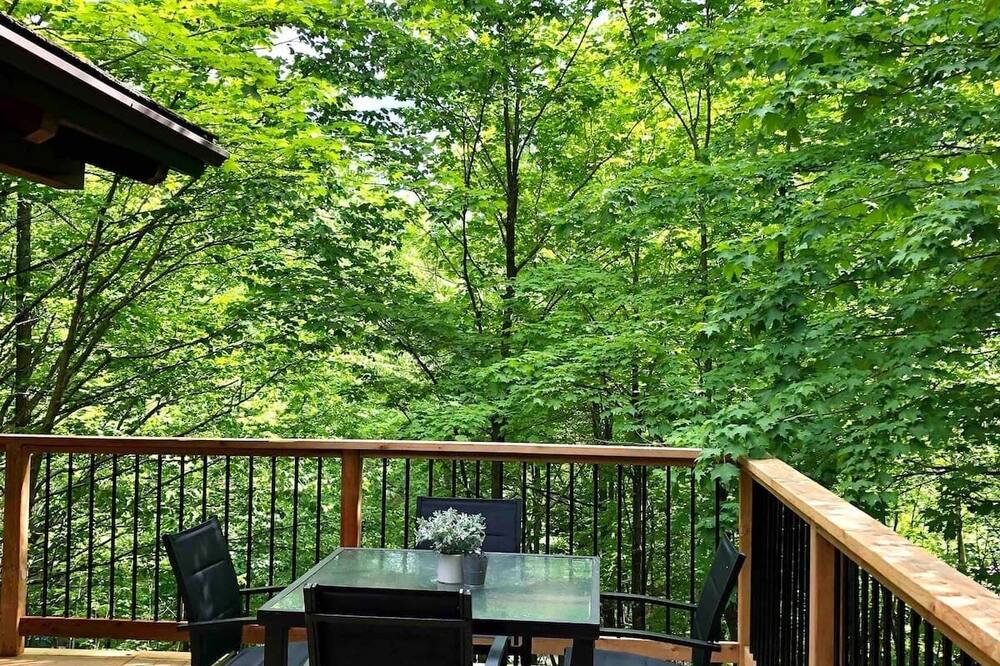 Photo of Patio Balcony in Sutton
