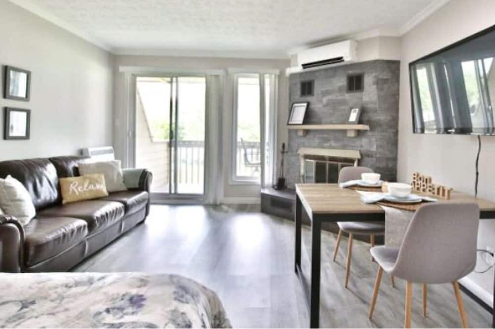 Photo of Bedroom in Magog